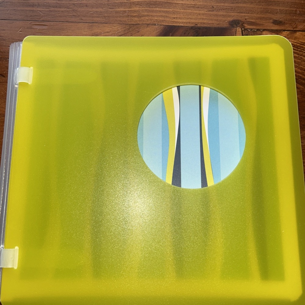 New Creative Memories lime‎ green expandable 7x7 Album